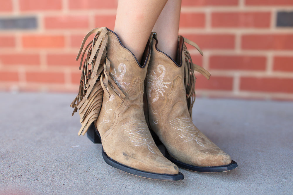 Jordana Pony- Fringe