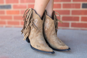 Jordana Pony- Fringe