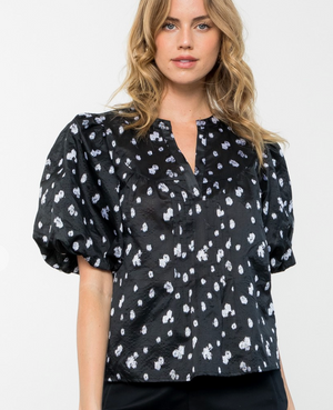 
            
                Load image into Gallery viewer, Puff Sleeve Spotted Shirt
            
        